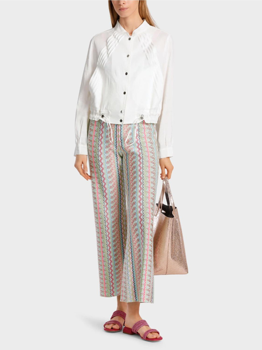 Marc Cain jasje met details-59% linnen<br />39% viscose<br />2% elastaan-DAMES BLAZERS & GILETS-Room