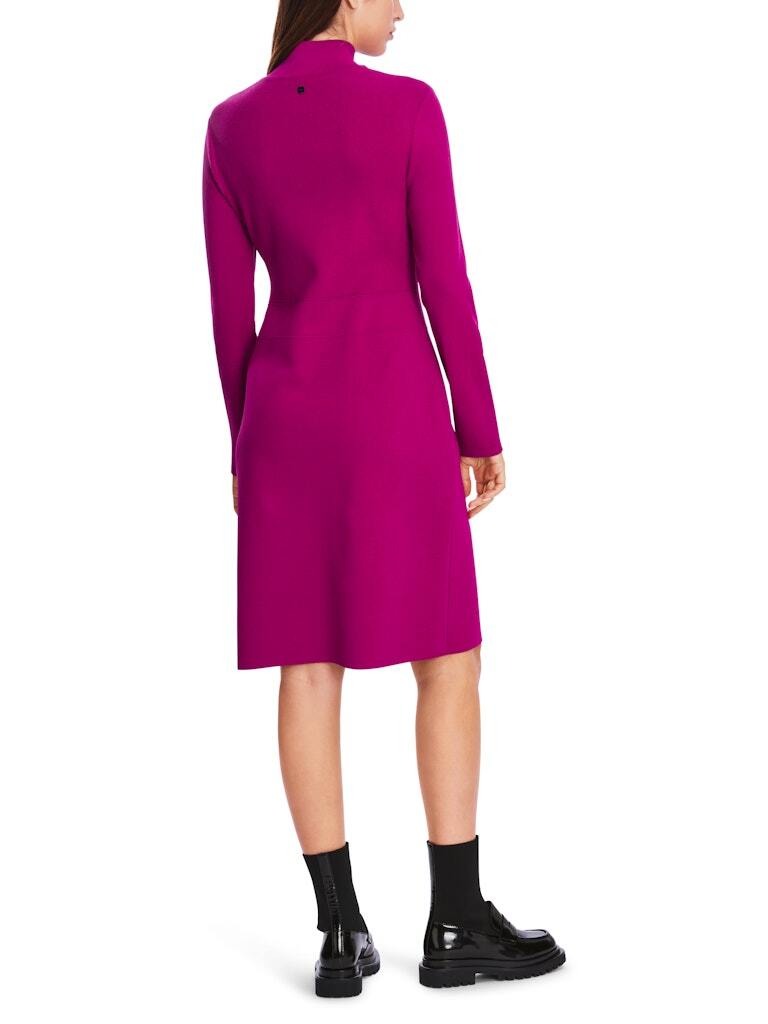 Marc Cain jurk met col ‘Rethink Together’-alg.: 88% viscose (gerecycled), 12% polyester-DAMES JURKEN-Paars