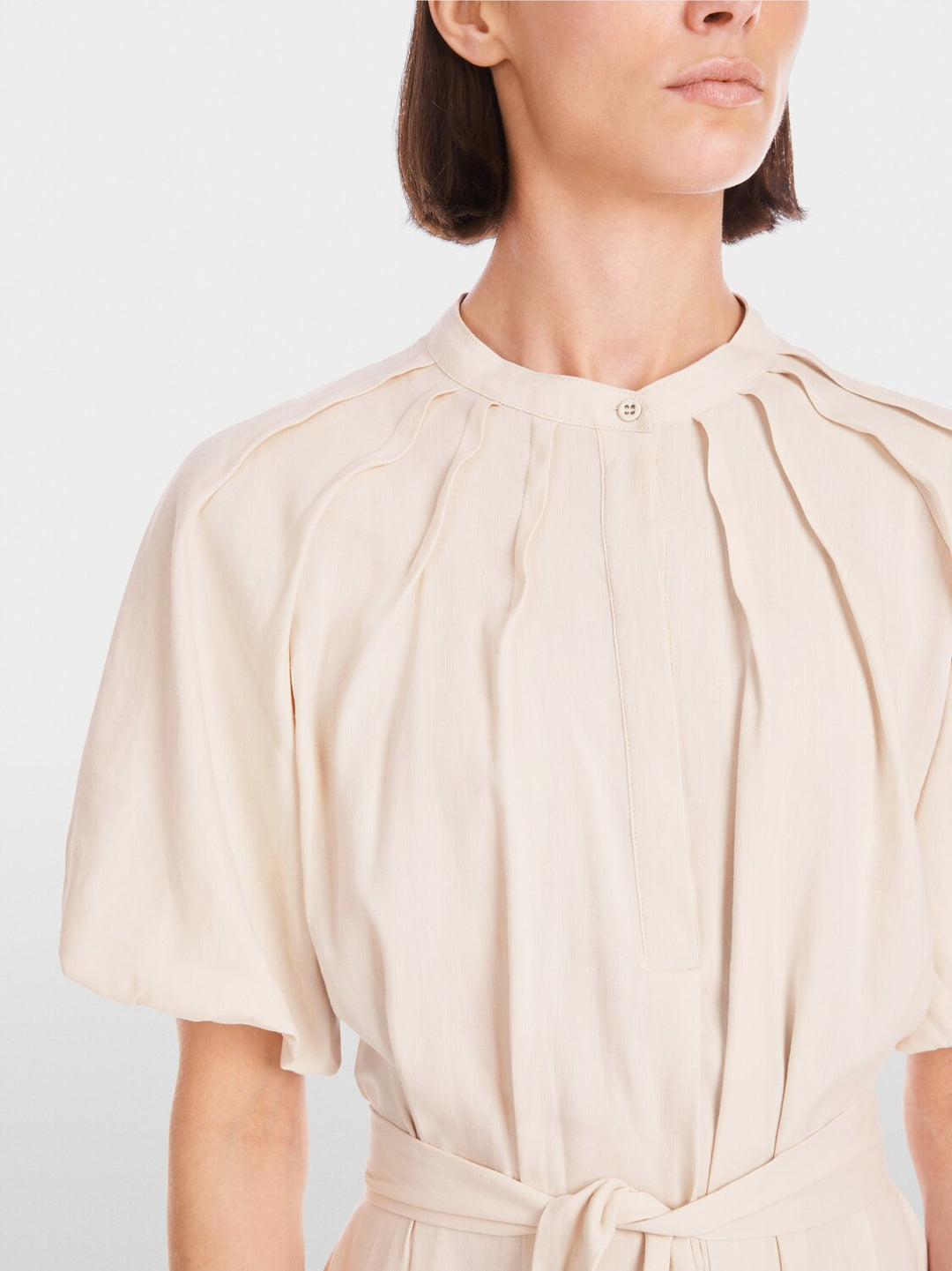 Marc Cain Jurk met Plooien-62% linnen<br />35% viscose<br />3% elastaan-DAMES JURKEN-Beige