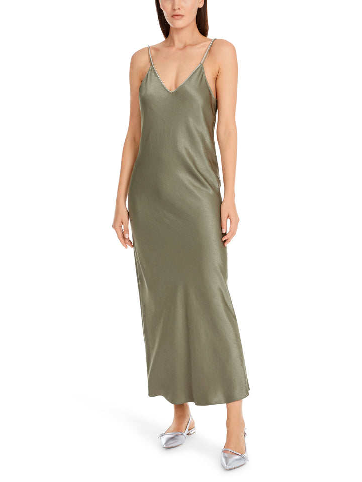 Marc Cain jurk met schouderbandjes met strasskoord-voering: 94% polyester, 6% katoen<br />alg.: 86% triacetaat, 14% polye