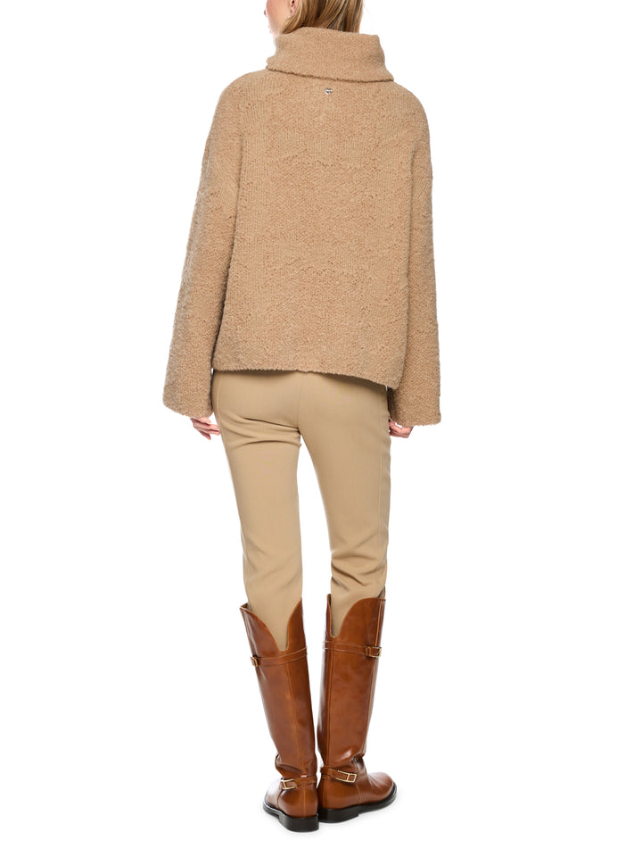 Marc Cain Knitted in Germany Coltrui – Beige-46% acryl, 23% wol, 22% alpaca, 9% polyamide-DAMES TRUIEN & VESTEN-Beige