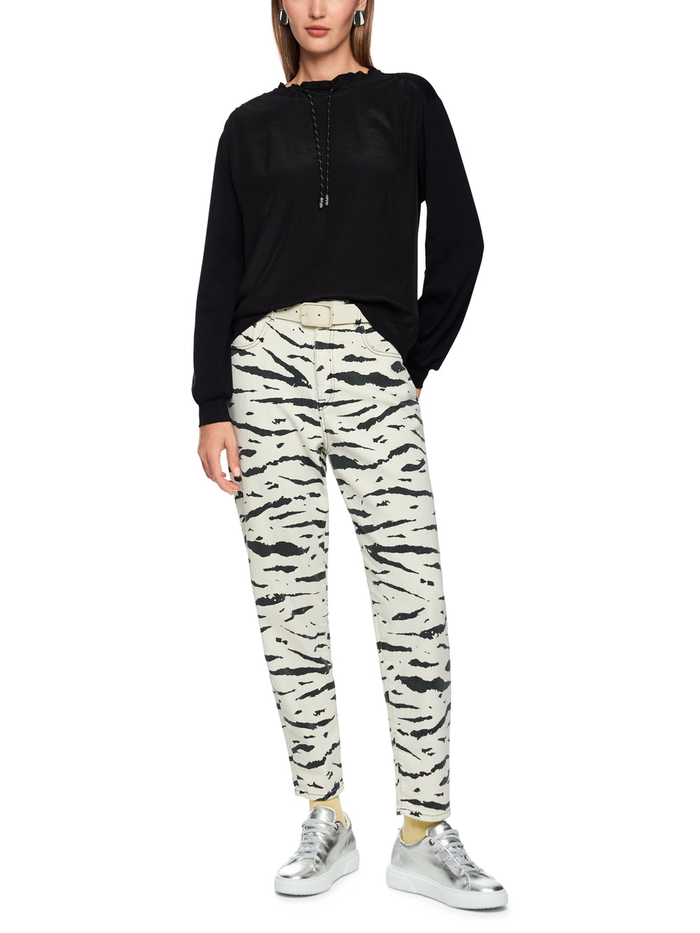 Marc Cain Sports – Blouse met Lange Mouw Zwart-94% katoen, 6% elastaan-DAMES TOPS & BLOUSES-Zwart