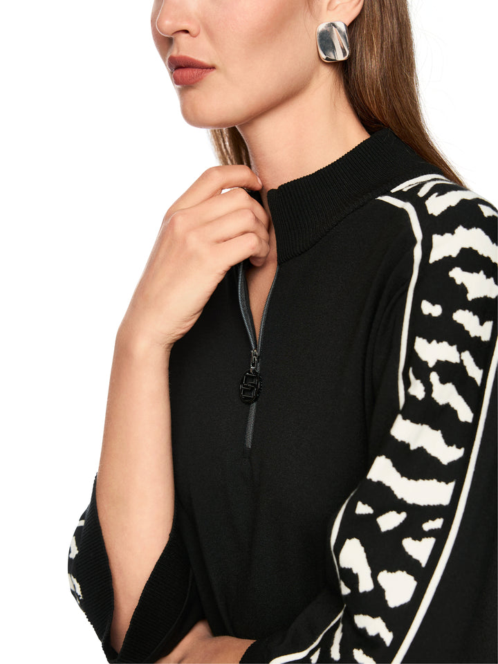 Marc Cain Sports – Luxe Zwarte Trui-70% viscose, 30% polyester-DAMES TRUIEN & VESTEN-Zwart