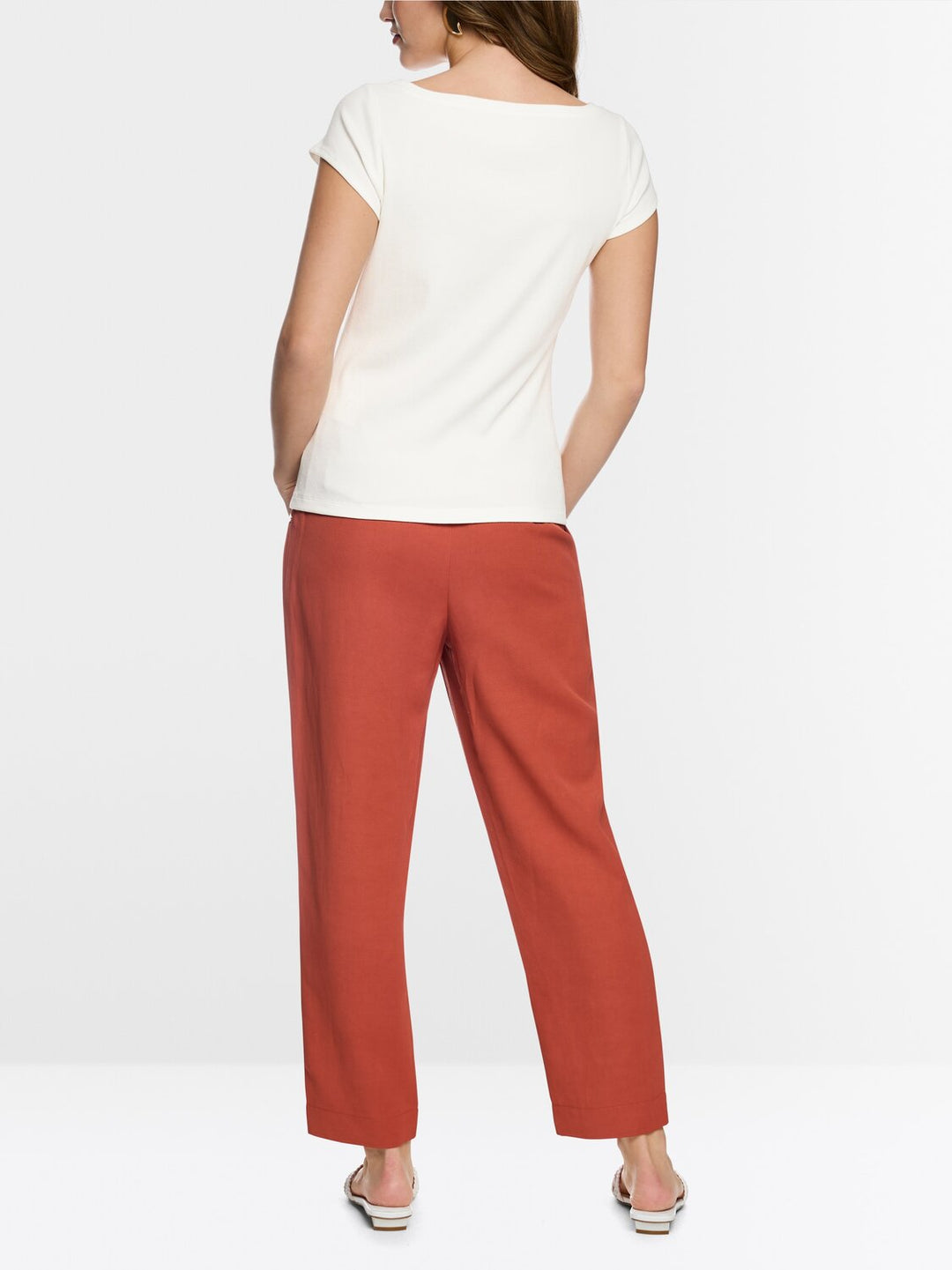 Marc Cain Stretch Katoenen Shirt met Cut Out – Wit-50% modal, 40% polyamide, 10% elastaan-DAMES TOPS & BLOUSES-Wit