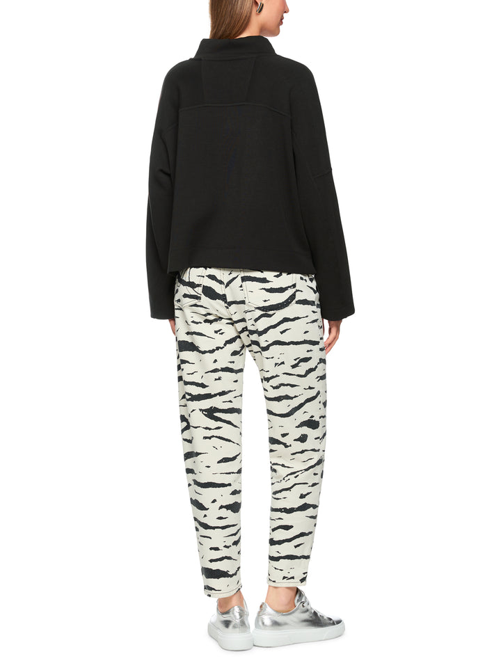 Marc Cain sweater – Zwart-88% katoen, 8% polyester, 4% elastaan-DAMES TRUIEN & VESTEN-Zwart