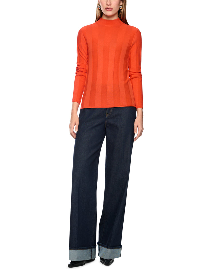 Marc Cain Trui met Opstaande Kraag – Oranje-75% wol, 20% polyester, 5% kasjmier-DAMES TRUIEN & VESTEN-Oranje