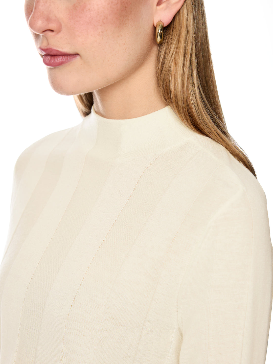 Marc Cain Trui met Opstaande Kraag – Room-75% wol, 20% polyester, 5% kasjmier-DAMES TRUIEN & VESTEN-Room