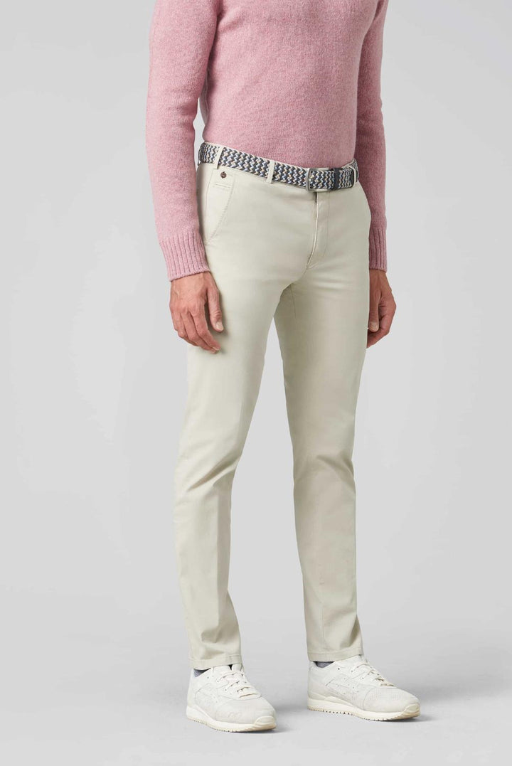 Meyer BONN chino 9-3004-96% katoen, 4% elasthaan-HEREN BROEKEN-Beige
