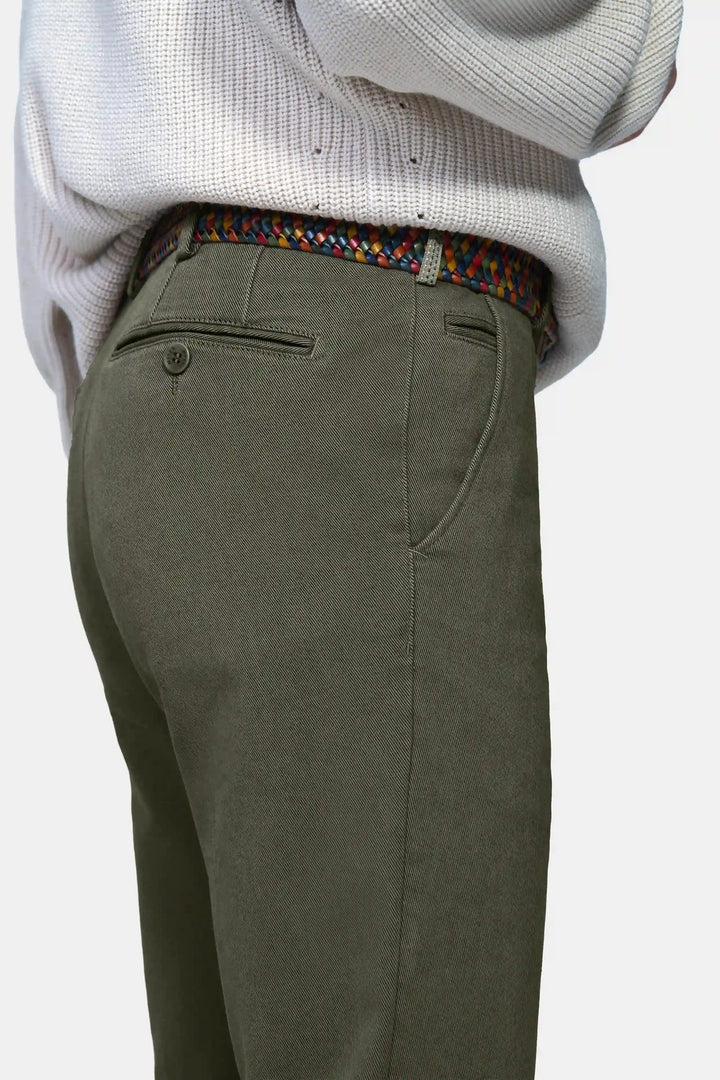 Meyer Bonn Chino – Groen-60% katoen, 38% polyester, 2% Elastaan-HEREN BROEKEN-Groen
