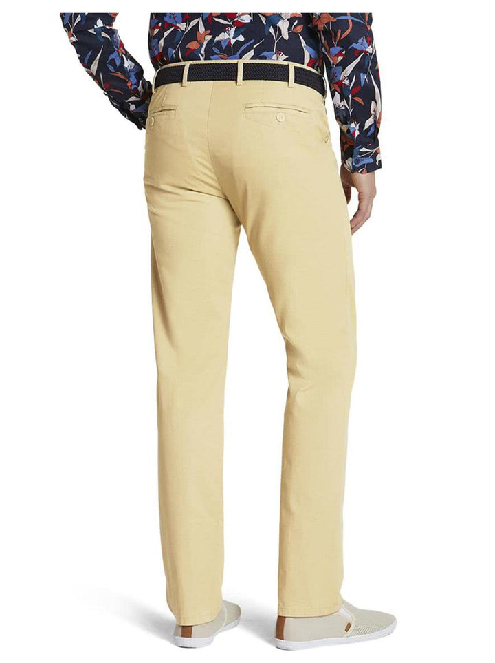 Meyer Chicago chino-97% katoen, 3% elasthaan-HEREN BROEKEN-Geel