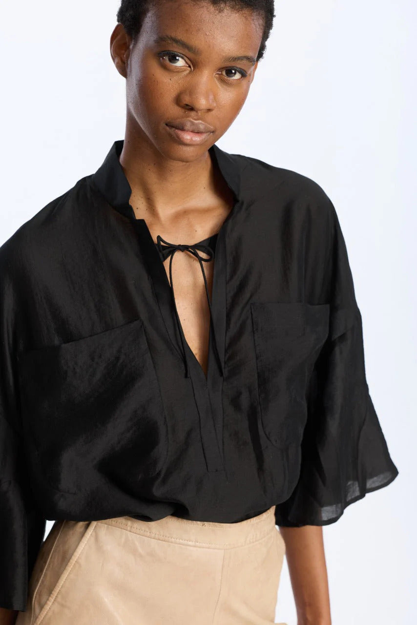 MUNTHE Birkson Blouse lange mouw – Zwart-84% lyocell, 16% polyester-DAMES TOPS & BLOUSES-Zwart