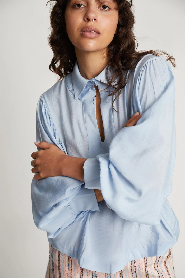 MUNTHE blouse SHELLCU-82% Viscose / 18% Polyamide-DAMES TOPS & BLOUSES-Blauw