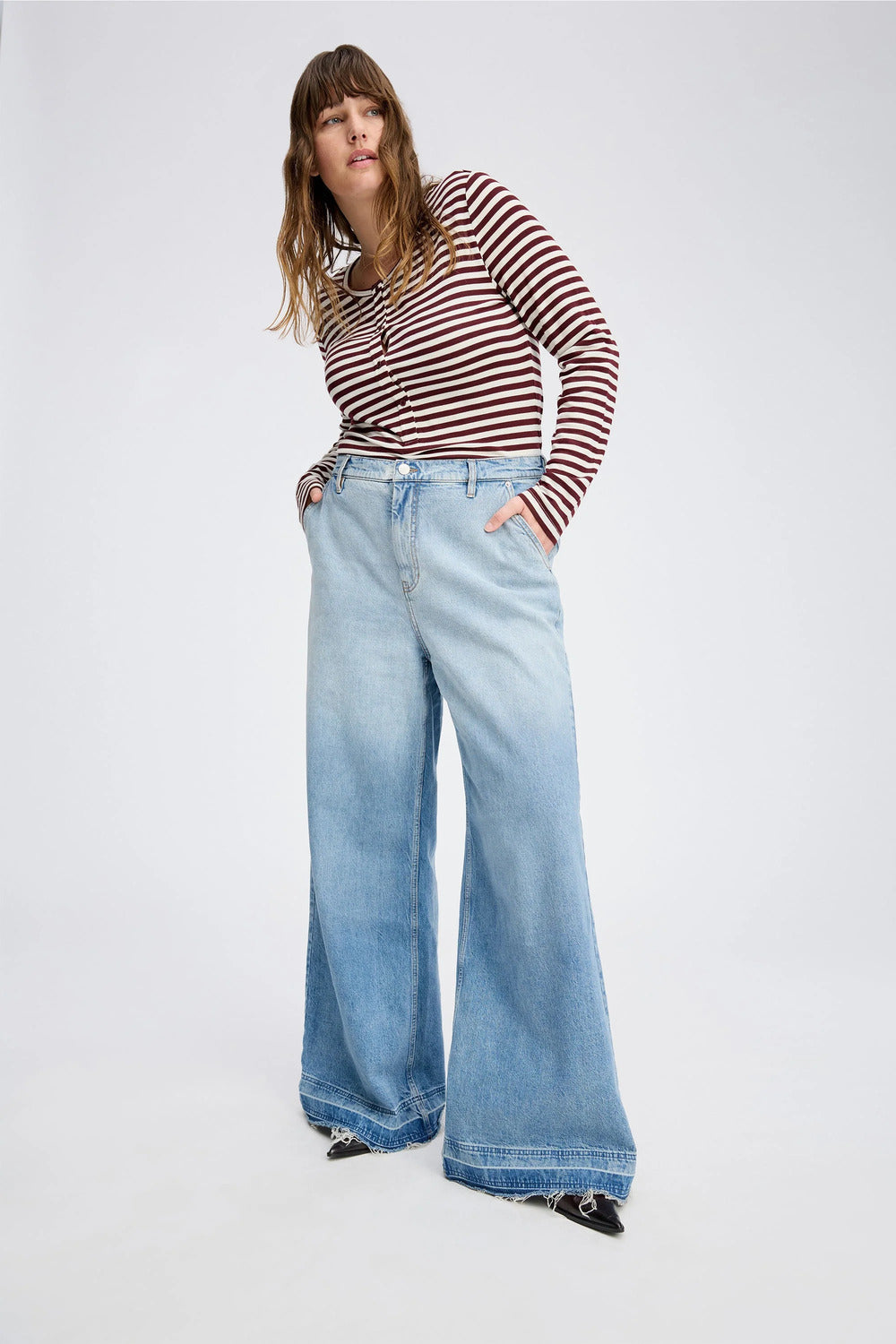 MUNTHE Levoma Longsleeve Top – Bordeaux-80% lyocell, 15% wol, 5% elasthaan-DAMES TOPS & BLOUSES-Rood