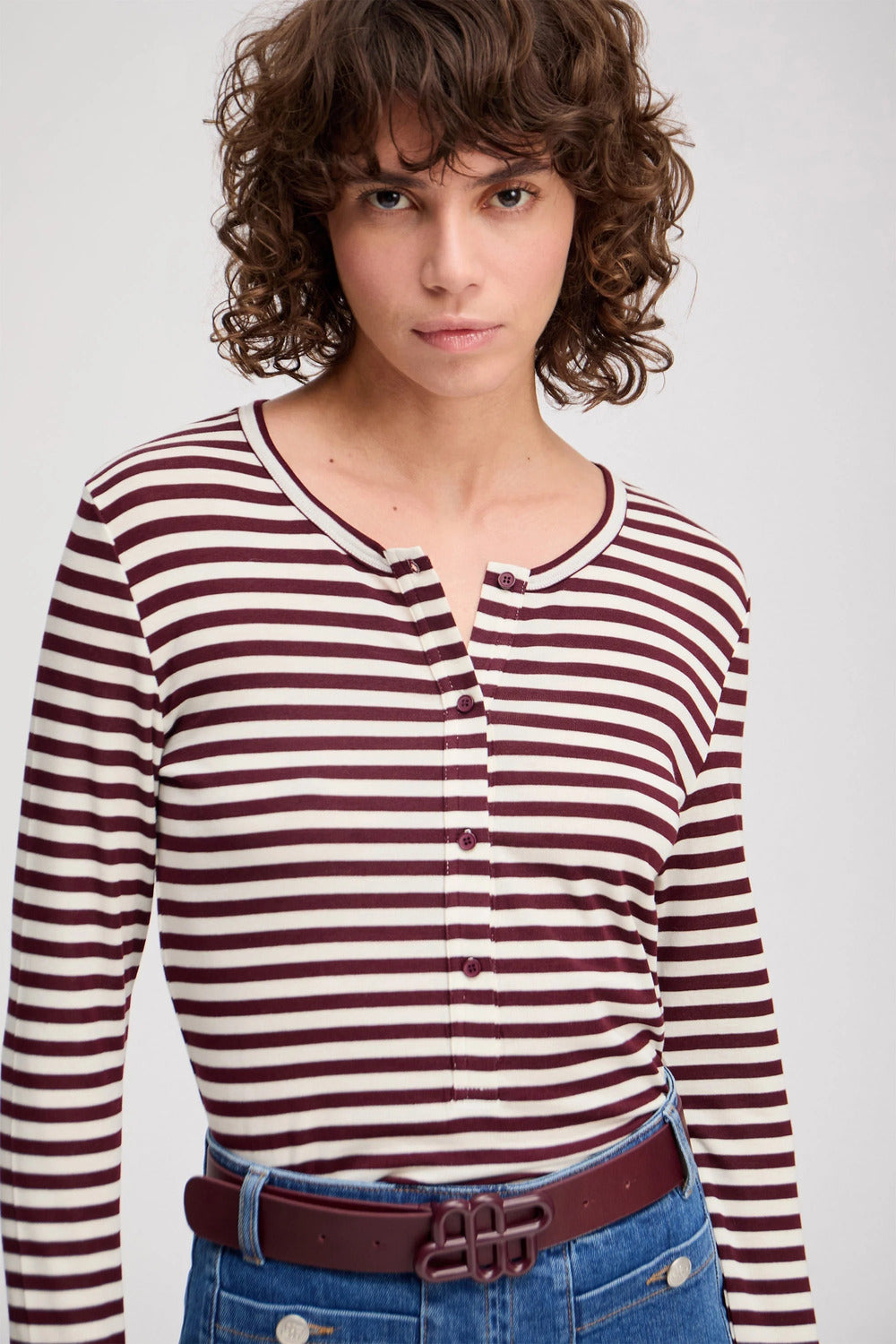 MUNTHE Levoma Longsleeve Top – Bordeaux-80% lyocell, 15% wol, 5% elasthaan-DAMES TOPS & BLOUSES-Rood