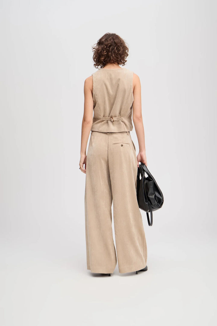 MUNTHE Lillian Gilet – Beige-88% polyester, 11% polyamide, 1% elasthaan-DAMES BLAZERS & GILETS-Beige