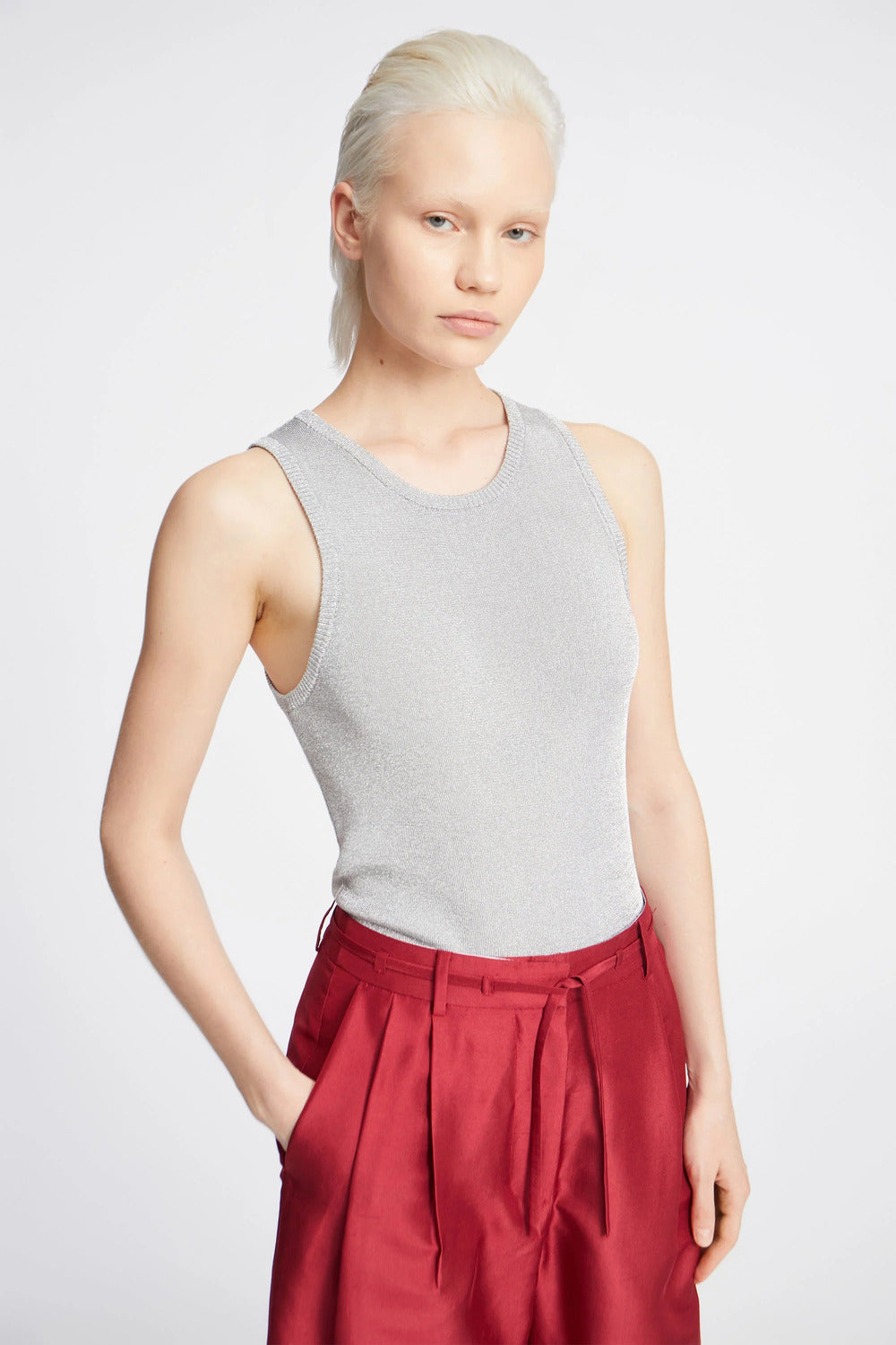 MUNTHE Parkster Top – Silver-70% viskose, 30% polyester-DAMES TOPS & BLOUSES-Zilver