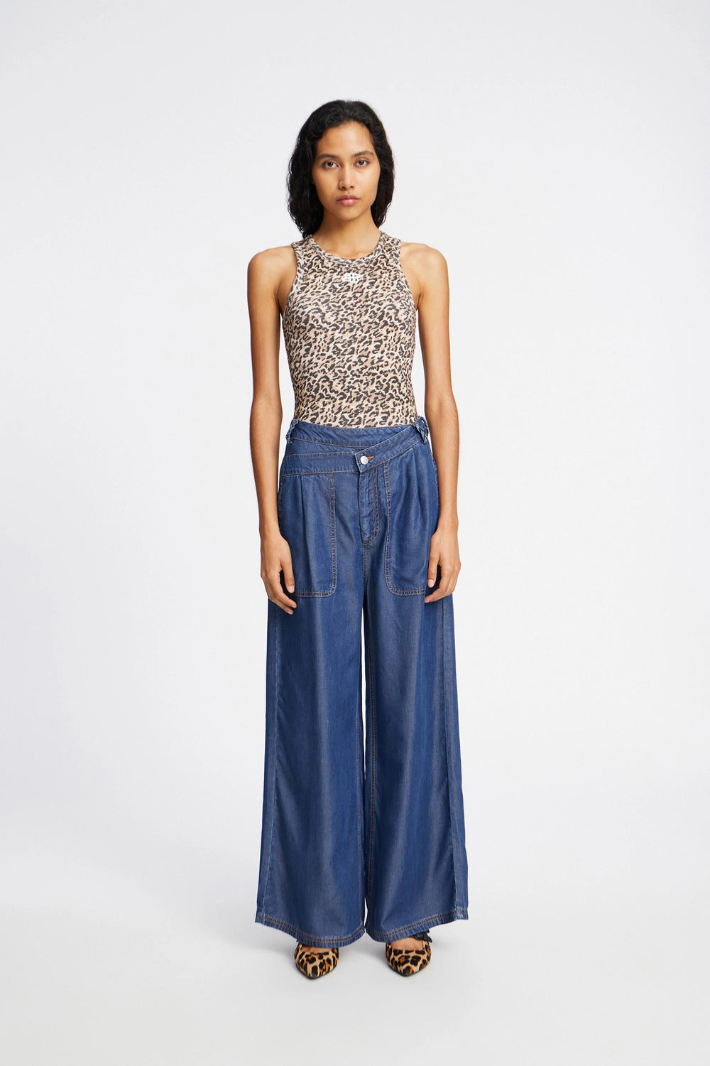 MUNTHE Pymma Top – Camel-95% lenzing, 5% elasthaan-DAMES TOPS & BLOUSES-Beige