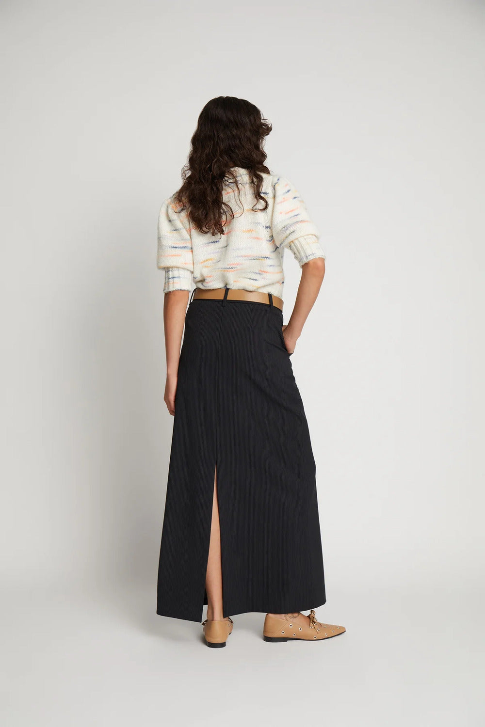 MUNTHE rok SUTTLE -64% Recycled Polyester 33% Viscose 3% Elastane-DAMES JURKEN-Zwart