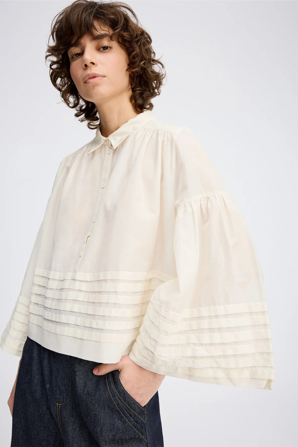 Munthe Rosalin Blouse – Ivory-80% viscose, 20% zijde-DAMES TOPS & BLOUSES-Room