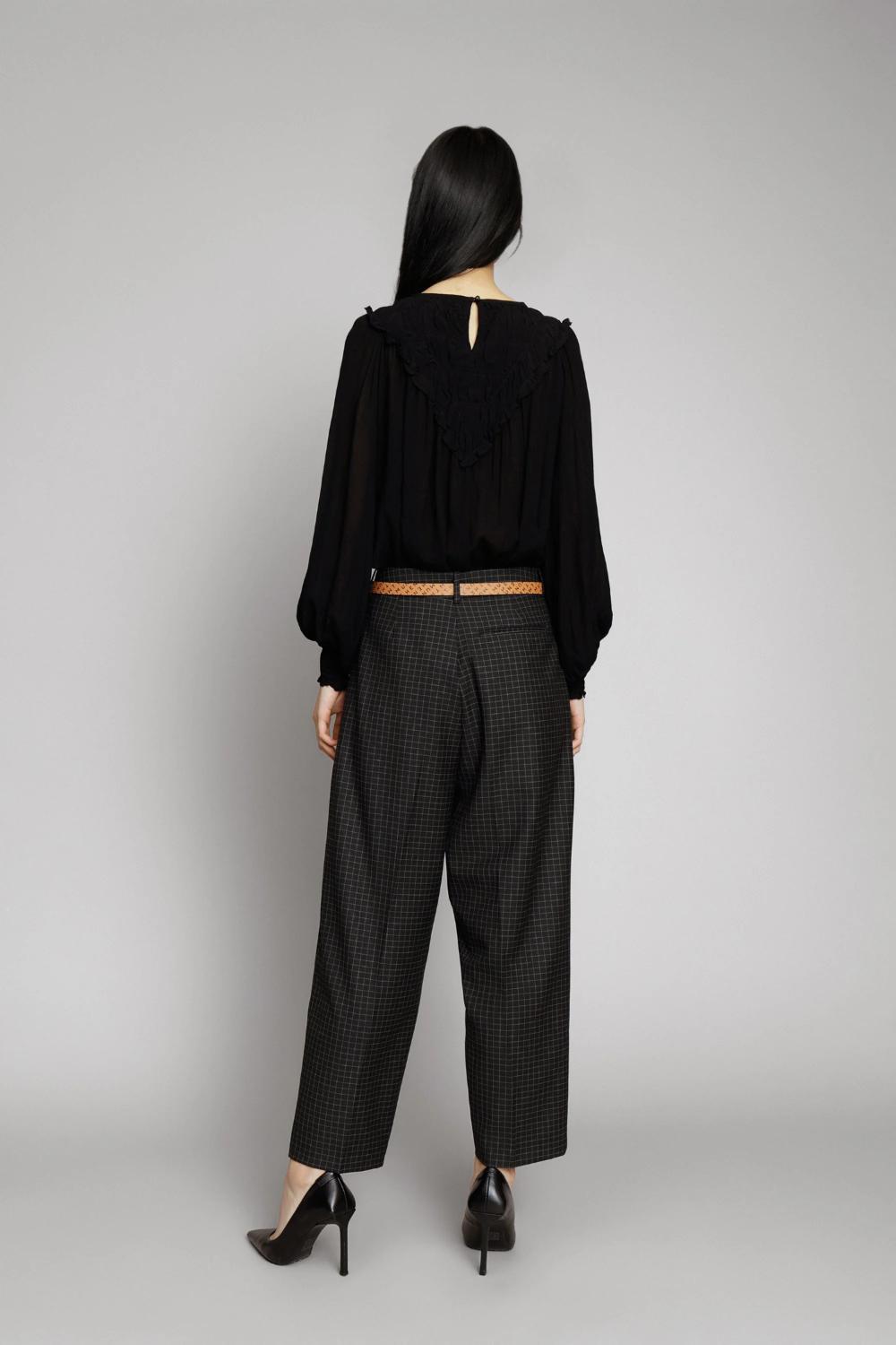 MUNTHE top EXPLAIN-54% Ecovero, 46% Viscose-DAMES TOPS & BLOUSES-Zwart