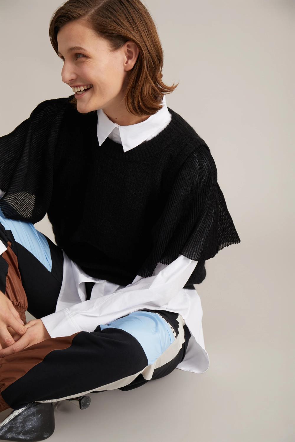 MUNTHE trui DEVOTED-15% alpaka, 25% polyester, 38% polyamide, 20% wol, 2% elasthaan-DAMES TRUIEN & VESTEN-Zwart