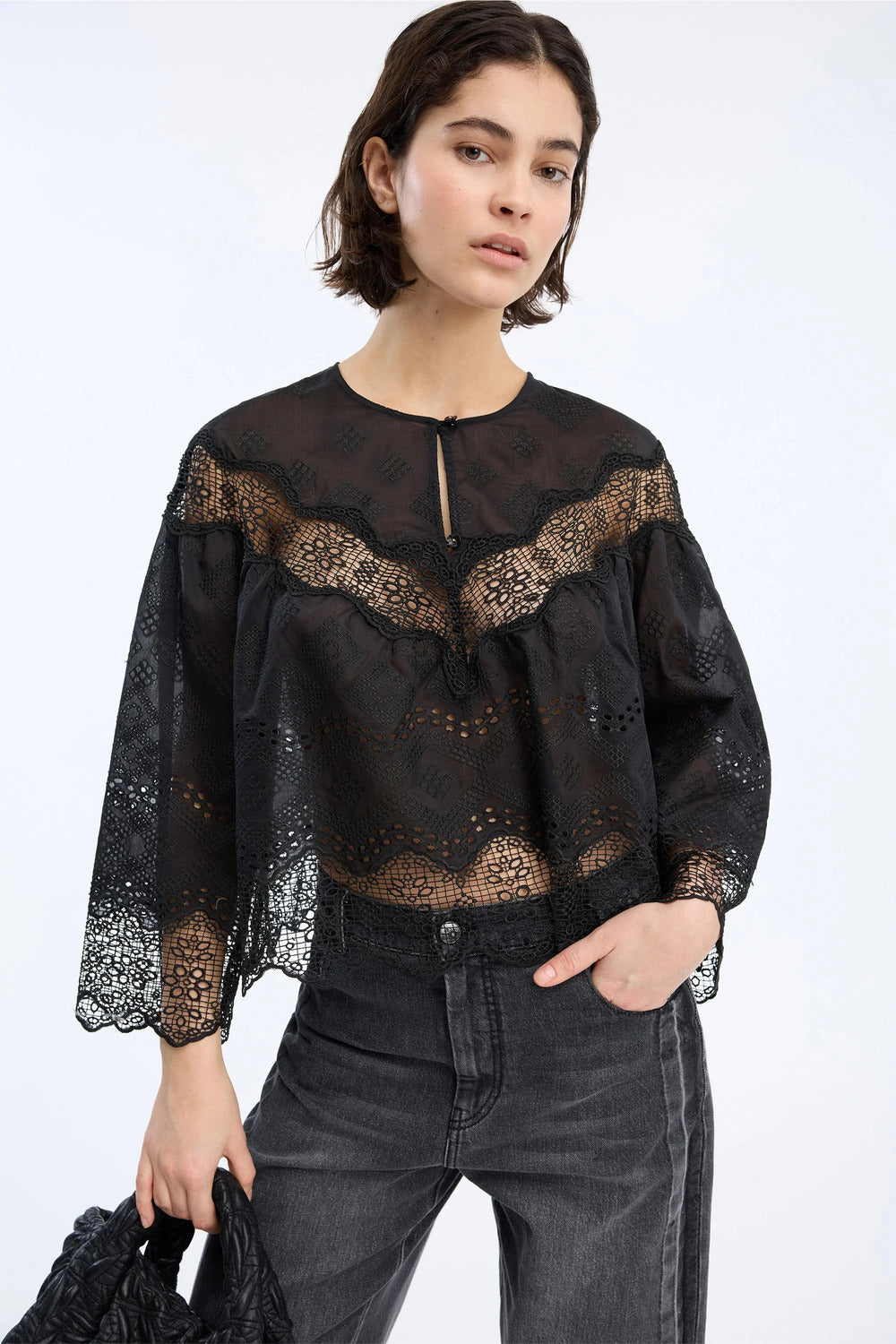 MUNTHE Valiance Top – Zwart-85% Lyocell / 15% Polyester-DAMES TOPS & BLOUSES-Zwart