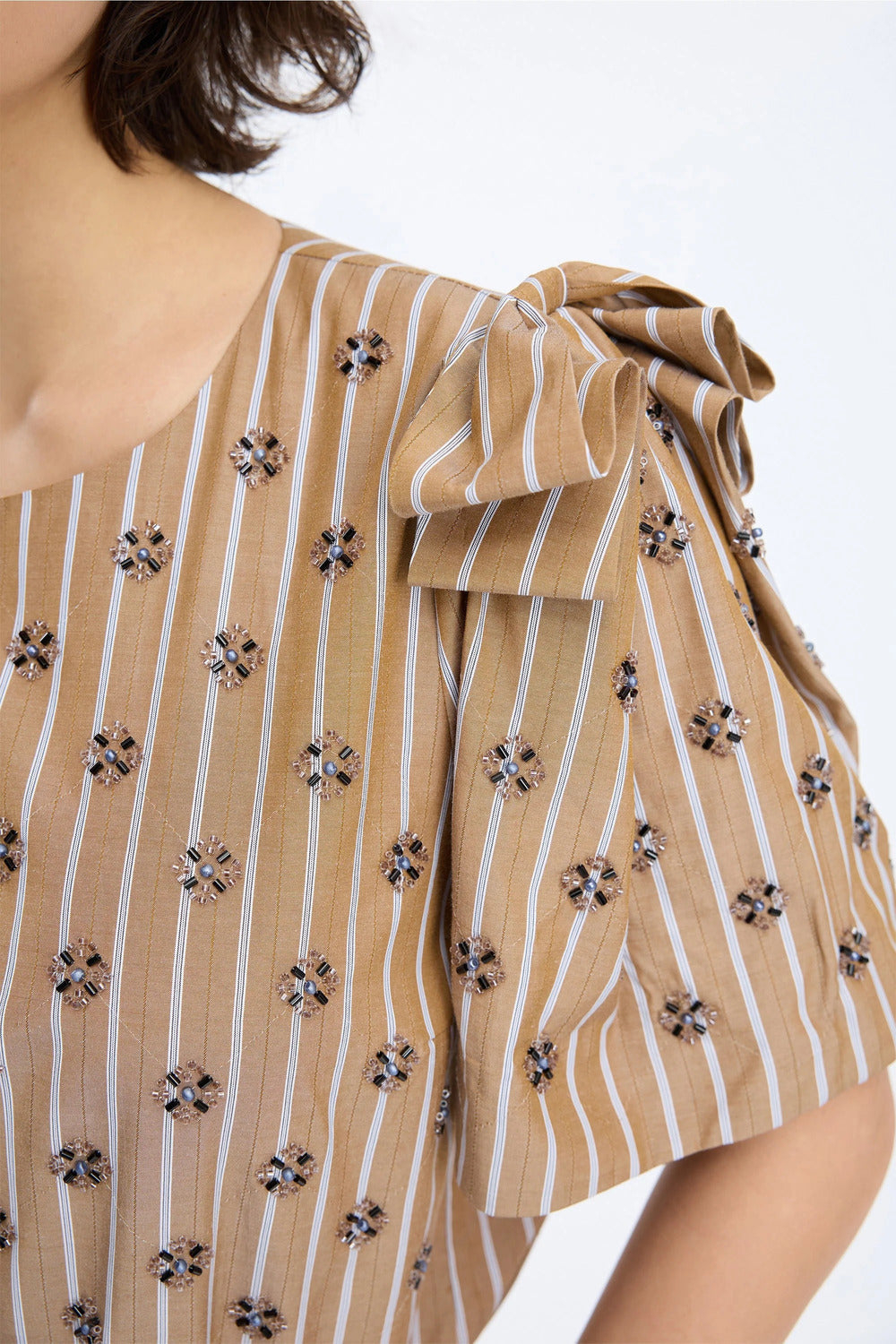 MUNTHE Vapouri Blouse – Goud-50% polyester, 50% katoen-DAMES TOPS & BLOUSES-Goud