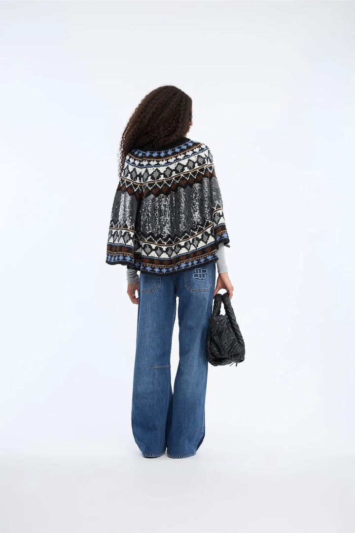 MUNTHE VERST Gebreide Poncho – Zwart-50% polyacryl, 28% polyamide, 14% wol, 8% alpaca-DAMES TRUIEN & VESTEN-Zwart