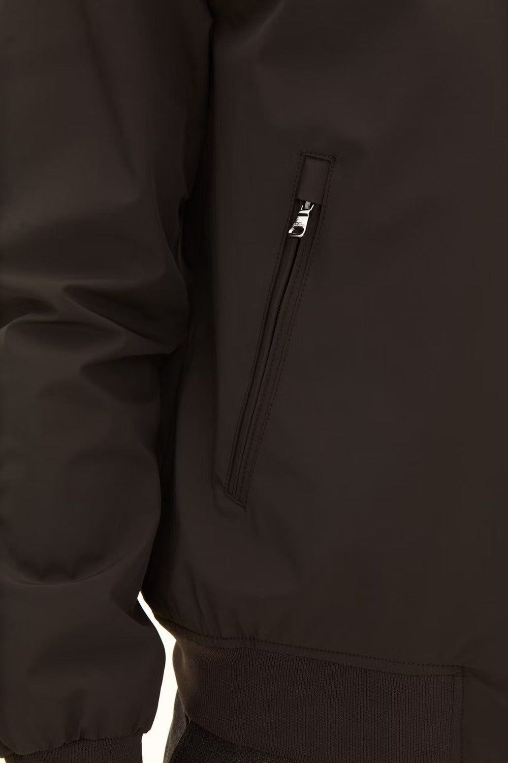 Oscar Jacobson bomber nylon shell jack-Nylon 88%, Elastane 12%<br />-HEREN JASSEN & JACKS-Bruin