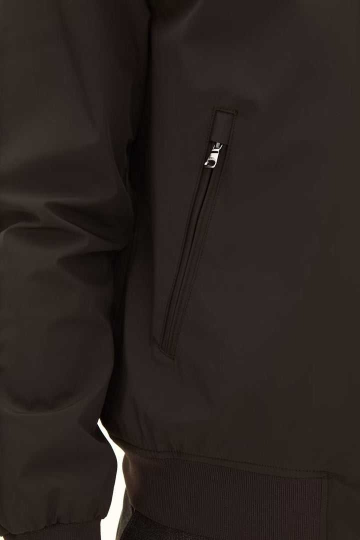 Oscar Jacobson bomber nylon shell jack-Nylon 88%, Elastane 12%<br />-HEREN JASSEN & JACKS-Bruin