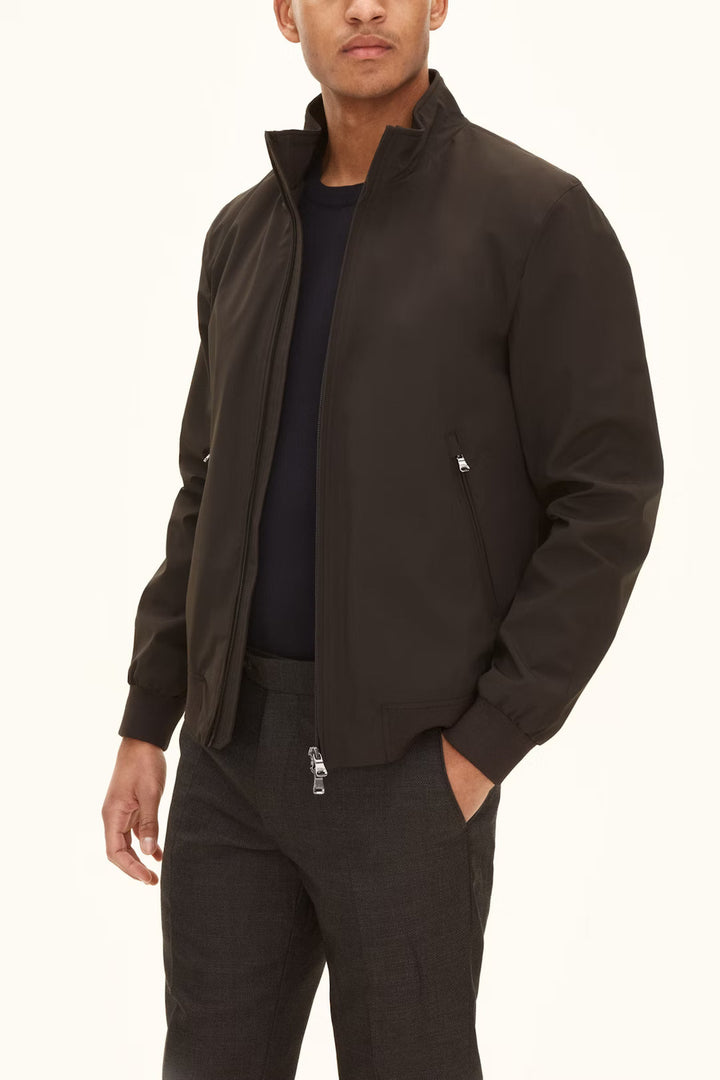 Oscar Jacobson bomber nylon shell jack-Nylon 88%, Elastane 12%<br />-HEREN JASSEN & JACKS-Bruin
