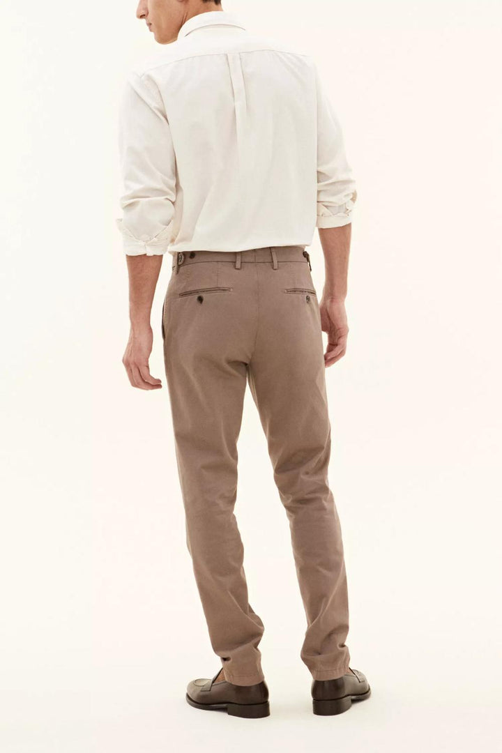 Oscar Jacobson Danwick chino-98% katoen, 2% elasthaan-HEREN BROEKEN-Beige