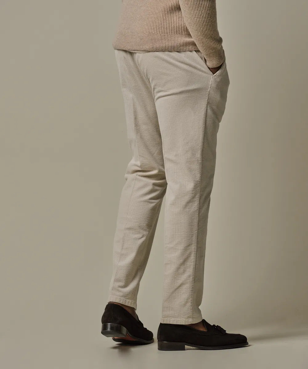 Profuomo Relaxed Fit Corduroy Chino – Room-99% cotton, 1% elastan-HEREN BROEKEN-Room