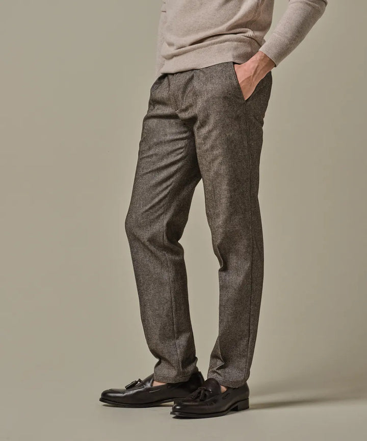 Profuomo Relaxed Fit Flannel Chino – Bruin-46% cotton, 33% polyester, 18% viscose, 3% elastaan-HEREN BROEKEN-Bruin