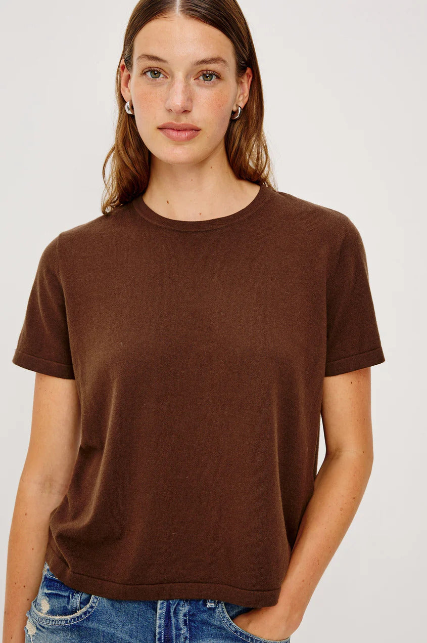 Rails Cotton Cashmere T‑shirt – Espresso-70% katoen, 30% cashmere-DAMES TOPS & BLOUSES-Bruin