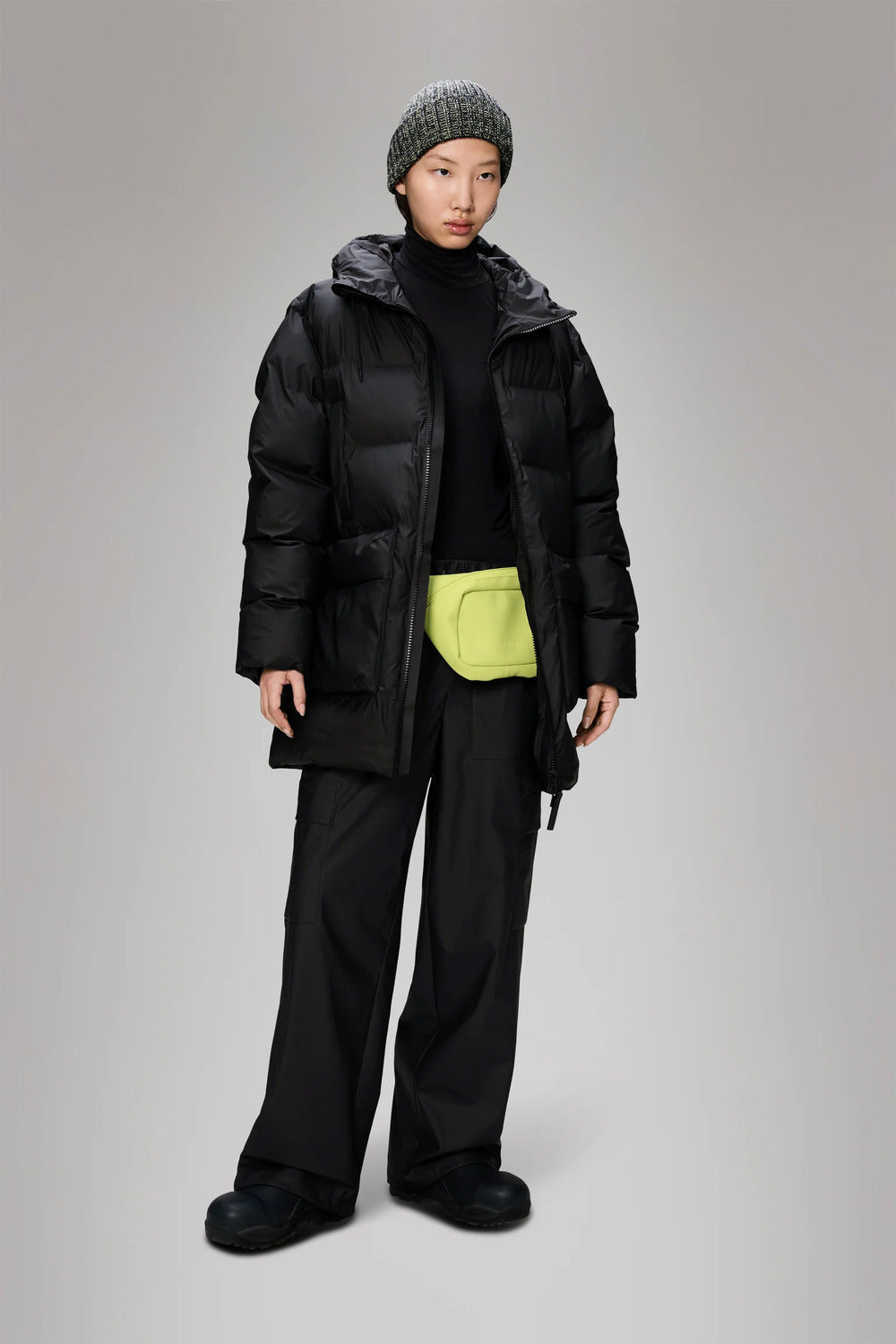 Rains Alta Long Puffer Cargo – Zwart-100% polyester-HEREN JASSEN & JACKS-Zwart