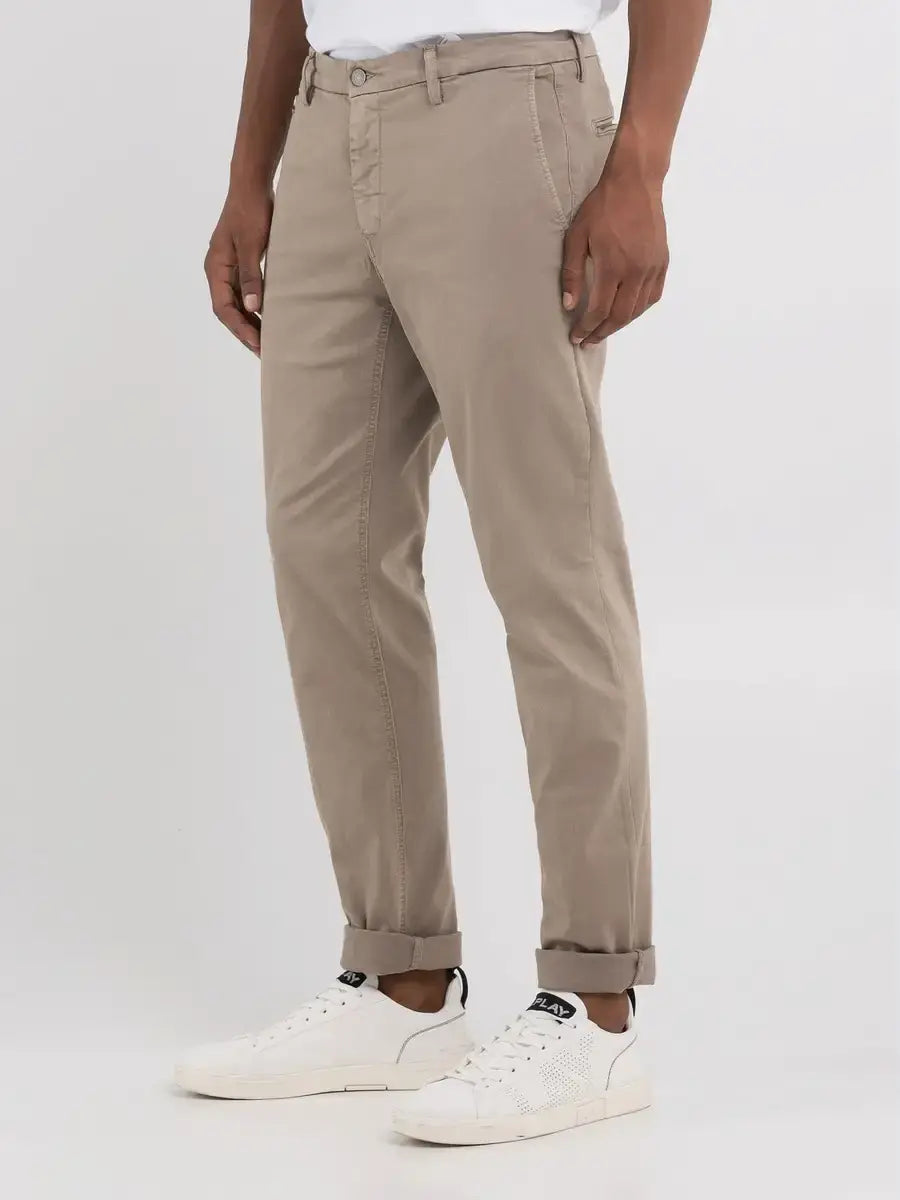 Replay chino BENNI-91% katoen, 6% elastomultiester, 3% elasthaan-HEREN BROEKEN-Beige