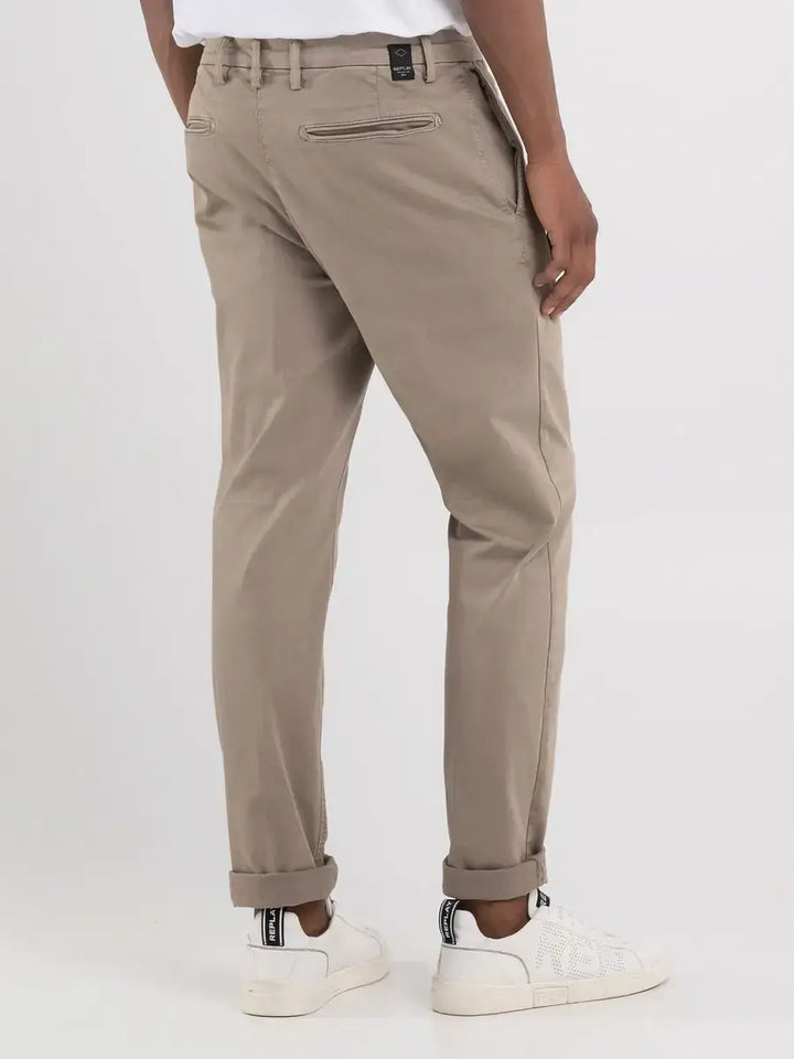 Replay chino BENNI-91% katoen, 6% elastomultiester, 3% elasthaan-HEREN BROEKEN-Beige