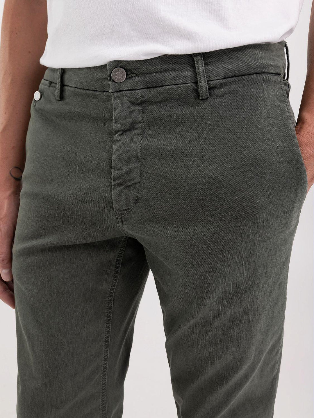 Replay chino BENNI-91% katoen, 6% elastomultiester, 3% elasthaan-HEREN BROEKEN-Groen