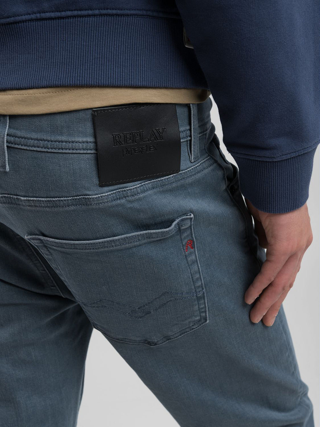 Replay Grover Jeans – Straight Fit Blauw-91% katoen, 6% Elastisch Polyamide, 3% elastaan-HEREN BROEKEN-Blauw