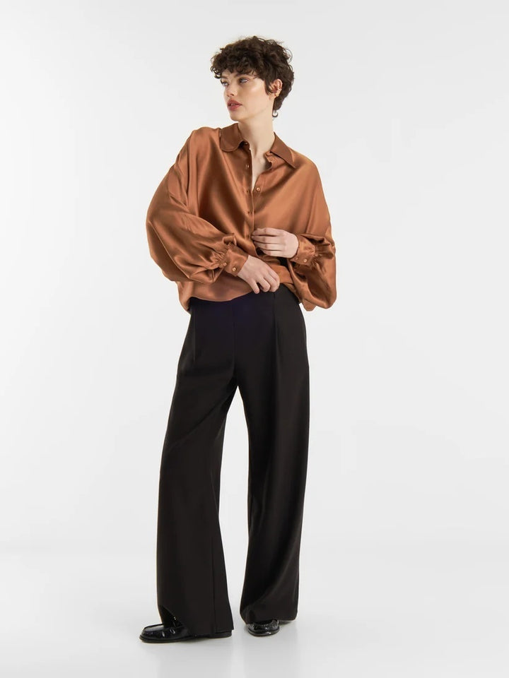 SoSUE Antonia Shiny Blouse – Bruin-60% rayon, 40% viscose-DAMES TOPS & BLOUSES-Bruin