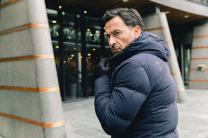 UBR Bolt Jacket Navy-81% nylon + 19% elastan<br />Vulling: Dons & Veren-HEREN JASSEN & JACKS-Blauw