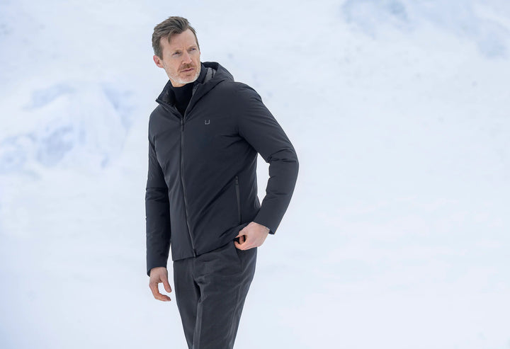 UBR Phantom Down Jacket – Zwart-81% nylon, 19% elasthaan-HEREN JASSEN & JACKS-Zwart