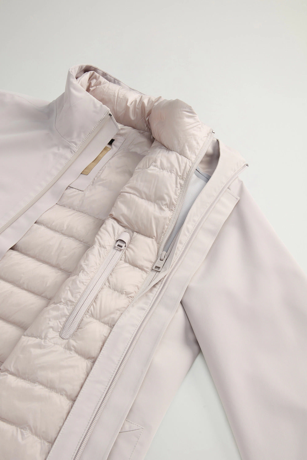 Woolrich 2-in-1 waterdicht jas tweelaagse stof-Buitenste: 100% Polyester<br /><br />Binnen: 100% Polyamide-HEREN JASSEN &