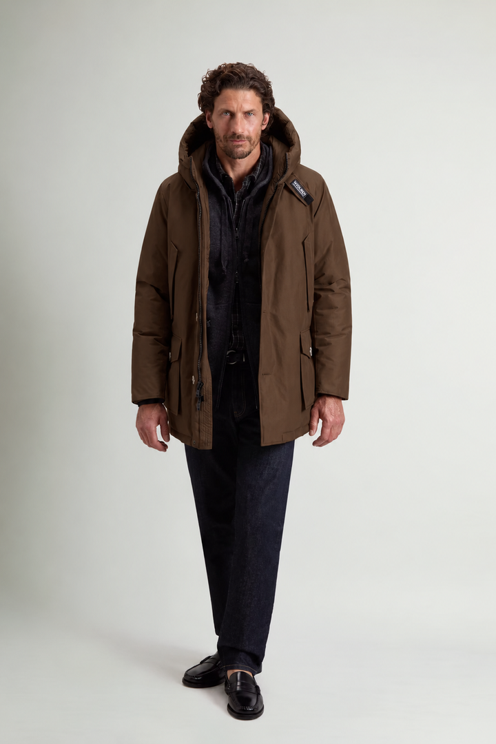 Woolrich Arctic Parka – Bruin-60% katoen, 40% polyamide<br />Voering: 100% polyester-HEREN JASSEN & JACKS-Bruin
