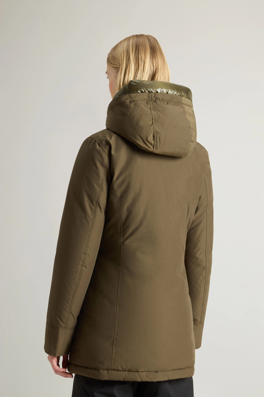 Woolrich Arctic Parka in Ramar Cloth-Buitenste: 60% Katoen, 40% Polyamide<br /><br />Binnen: 100% Polyamide<br /><br />Op