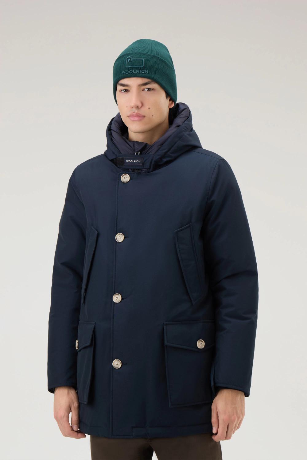 Woolrich Arctic Parka Ramar Cloth – Blauw-60% katoen, 40% polyamide<br />Voering: 100% polyamide-HEREN JASSEN & JACKS-Bla