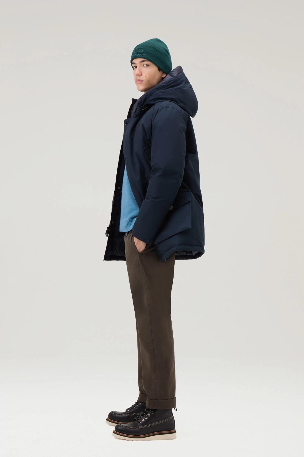 Woolrich Arctic Parka Ramar Cloth – Blauw-60% katoen, 40% polyamide<br />Voering: 100% polyamide-HEREN JASSEN & JACKS-Bla