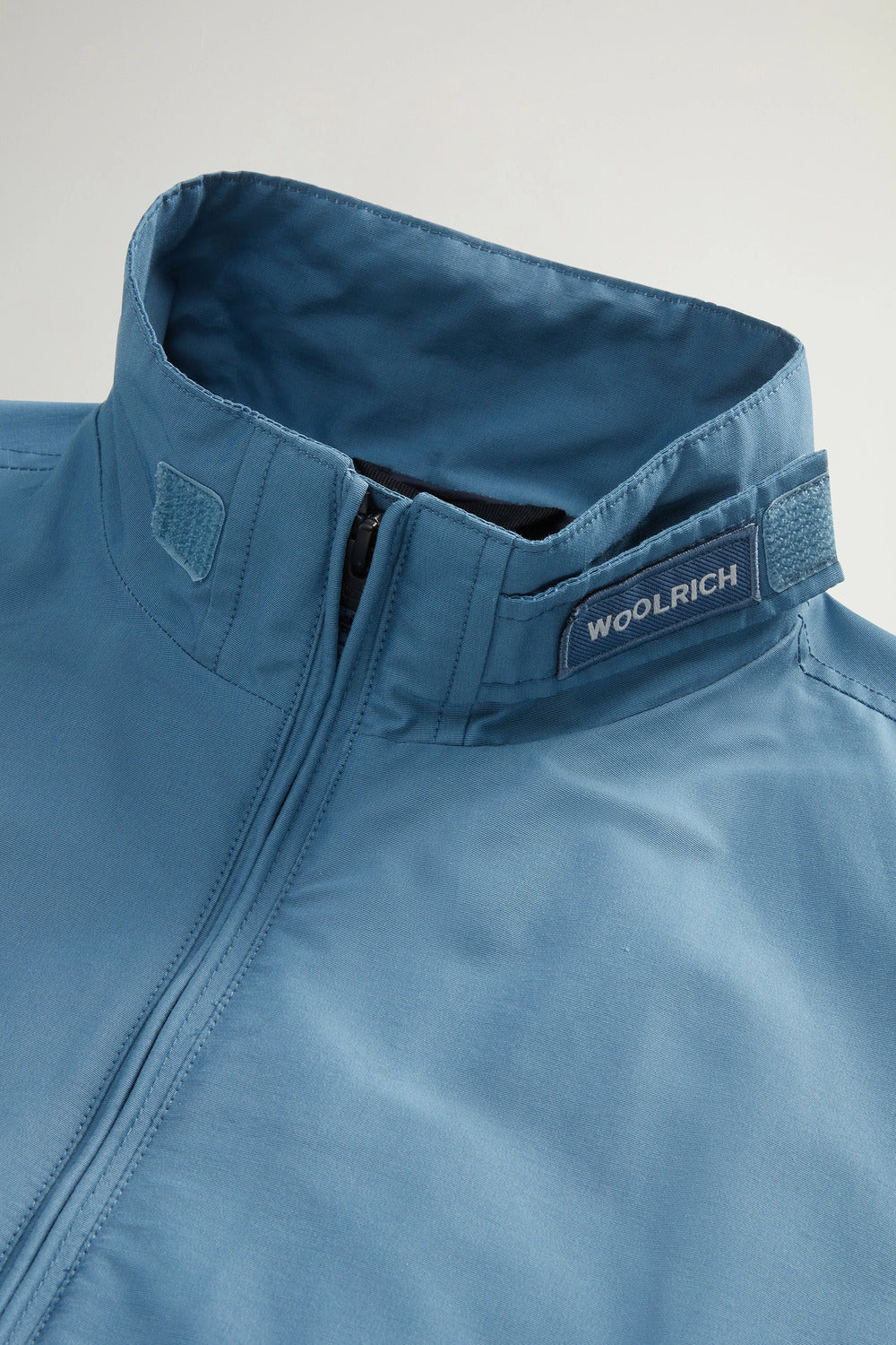 Woolrich cruiser-bomberjack van Light Ramar-Buitenste: 60% Katoen, 40% Polyamide<br /><br />Binnen: 100% Polyamide-HEREN 