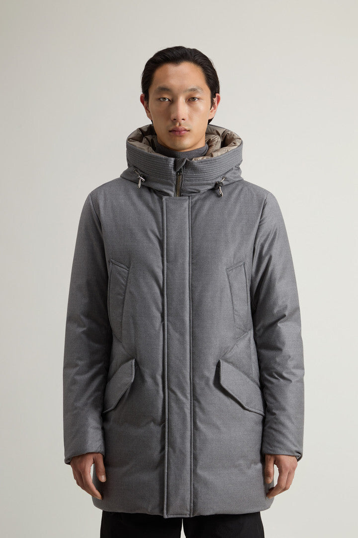 Woolrich parka wol en zijde - Loro Piana stof-Buitenste: 95% Onbewerkte wol, 5% Zijde<br /><br />Binnen: 100% Polyester<b
